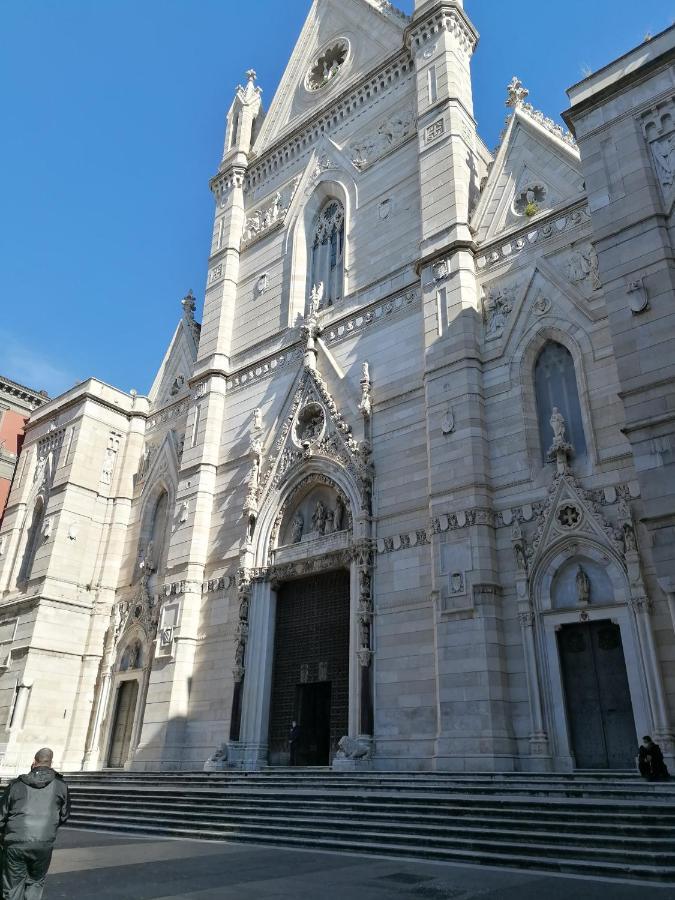 B&B Una Finestra Sul Duomo Naples Exterior photo