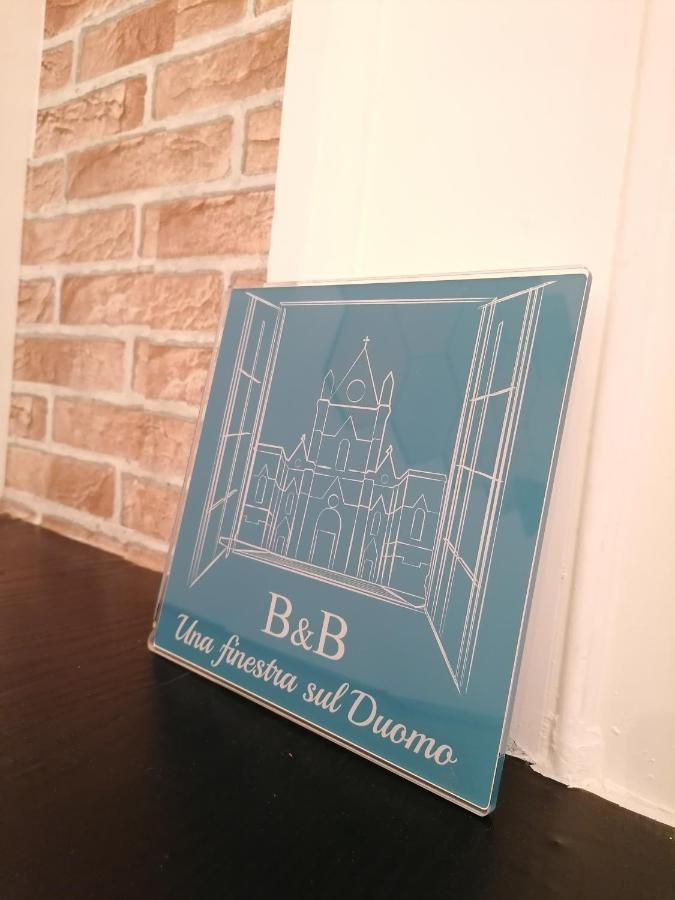 B&B Una Finestra Sul Duomo Naples Exterior photo